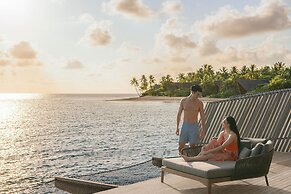 The St. Regis Maldives Vommuli Resort