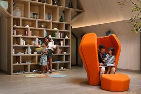 The St. Regis Maldives Vommuli Resort