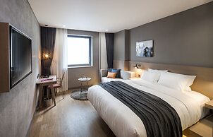 Hotel28 Myeongdong