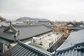 Laon Hanok Gguljam