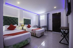 OYO 725 Richdel Resort Hotel