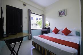 OYO 725 Richdel Resort Hotel