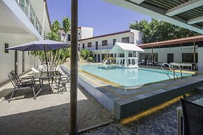 OYO 725 Richdel Resort Hotel