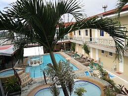 OYO 725 Richdel Resort Hotel