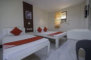 OYO 725 Richdel Resort Hotel