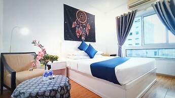 Queen Central Apartment Hotel