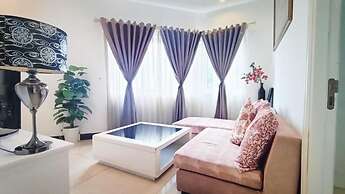 Queen Central Apartment Hotel