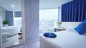 Queen Central Apartment Hotel