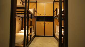 DONGMEN 3 Capsule Inn - Hostel