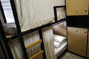 DONGMEN 3 Capsule Inn - Hostel