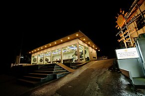 Sunset Beach Club Hotel & Spa