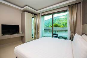 Sunset Beach Club Hotel & Spa