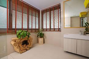 Sunset Beach Club Hotel & Spa