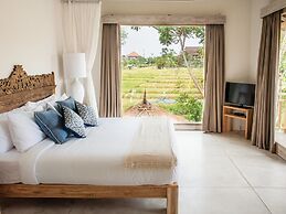 Villa Alea by Villa Finder