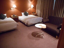 Green Rich Hotel Nishitetsu Ohashi Ekimae