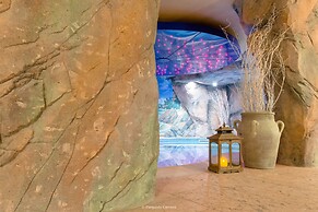 Paradise Hotel & Wellness