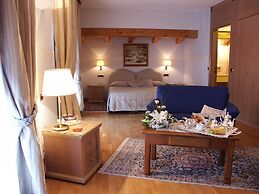 Paradise Hotel & Wellness