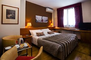 Paradise Hotel & Wellness