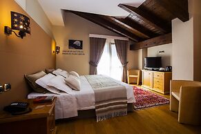 Paradise Hotel & Wellness