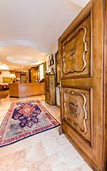 Paradise Hotel & Wellness