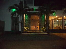 Saara Beach Hotel