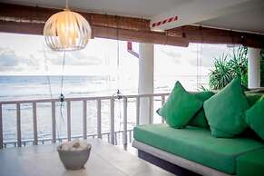 We Are Surfers hotel