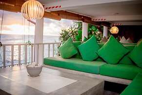 We Are Surfers hotel