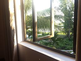 Tra Que Riverside Homestay