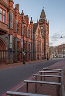 PREMIER SUITES Reading