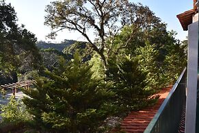 Grínberg's Village Hotel