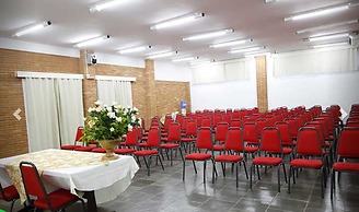 Grínberg's Village Hotel