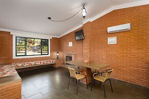 Grínberg's Village Hotel