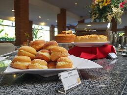 Grínberg's Village Hotel