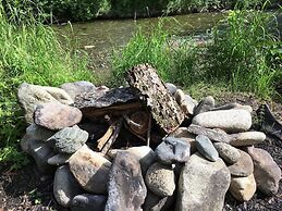 Talkeetna Cabins on Montana Creek