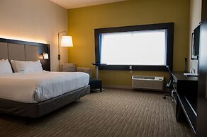 Holiday Inn Express & Suites Marietta by IHG