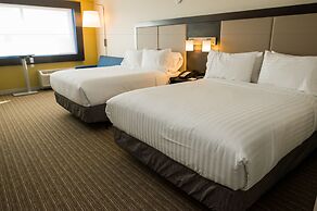 Holiday Inn Express & Suites Marietta by IHG