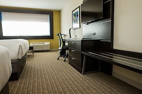 Holiday Inn Express & Suites Marietta by IHG