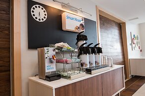 Holiday Inn Express & Suites Marietta by IHG