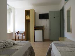 City Hotel