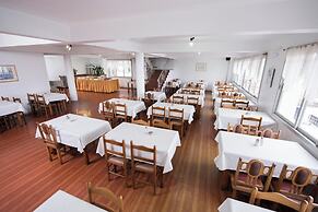 City Hotel