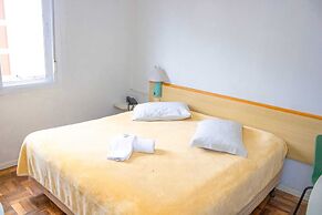 City Hotel