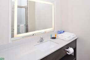 Regency Inn and Suites