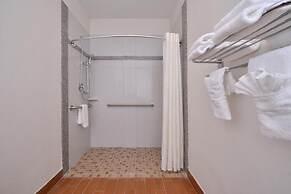 Regency Inn and Suites