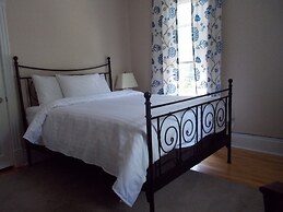 Seaway Manor