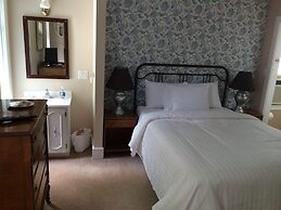 Seaway Manor