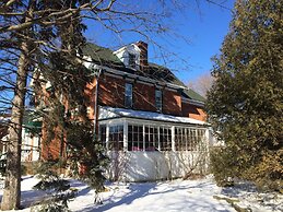 Seaway Manor