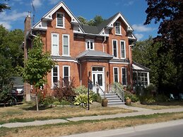 Seaway Manor