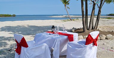 Nila Beach Resort Fiji