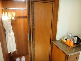 Best Western Plus The Ivywall Hotel - Palawan