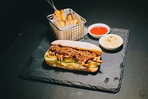 Best Western Plus The Ivywall Hotel - Palawan